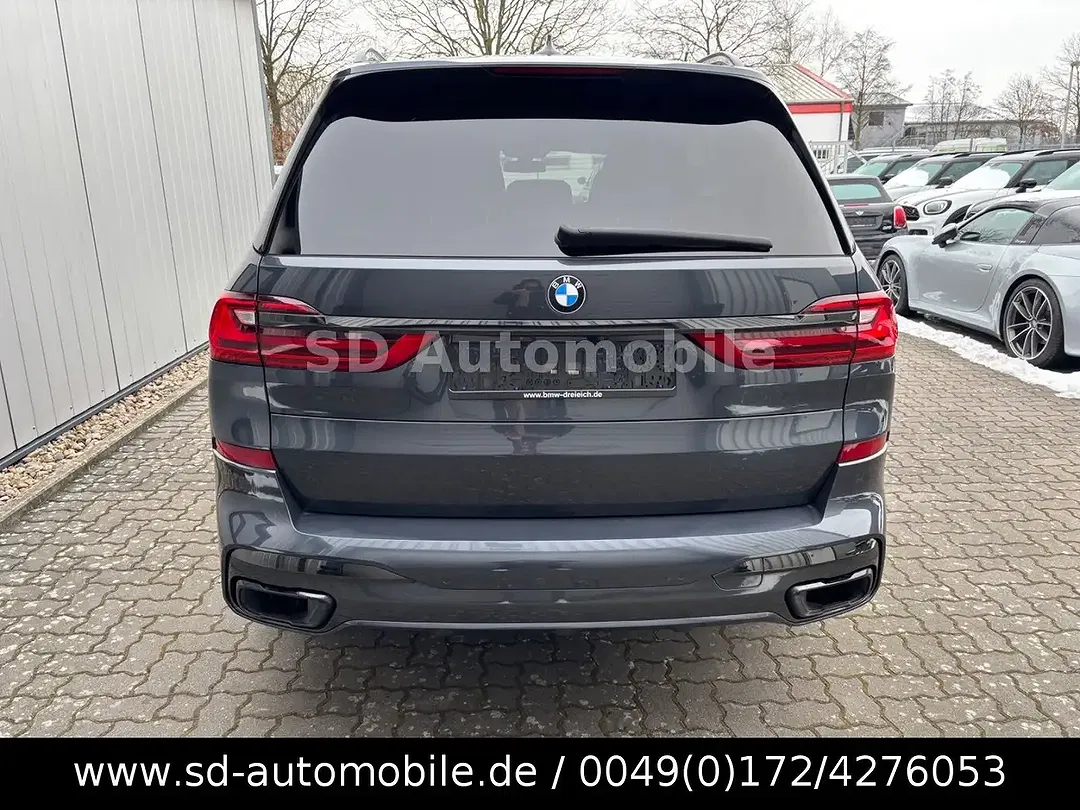 BMW X7 xDrive M Sport Individual - Thumbnail 3