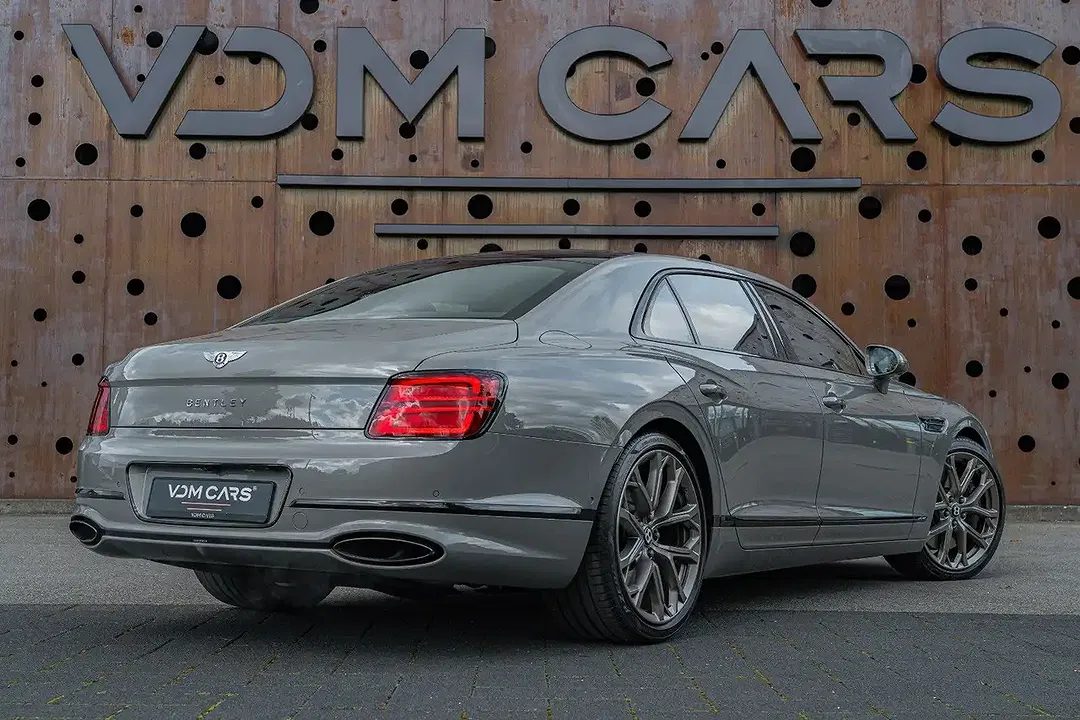Bentley Flying Spur 6.0 W12 Speed Mulliner - Thumbnail 6