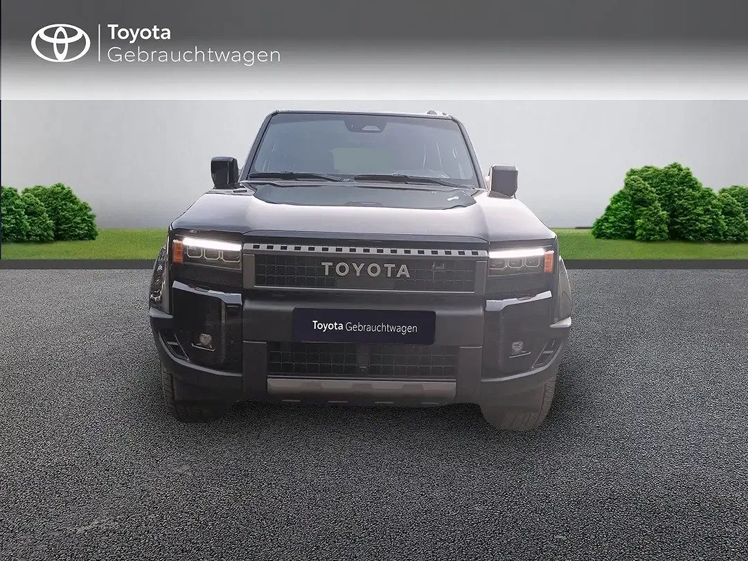 Toyota Land Cruiser 2.8 D-4D 4x4 Executive - Thumbnail 6