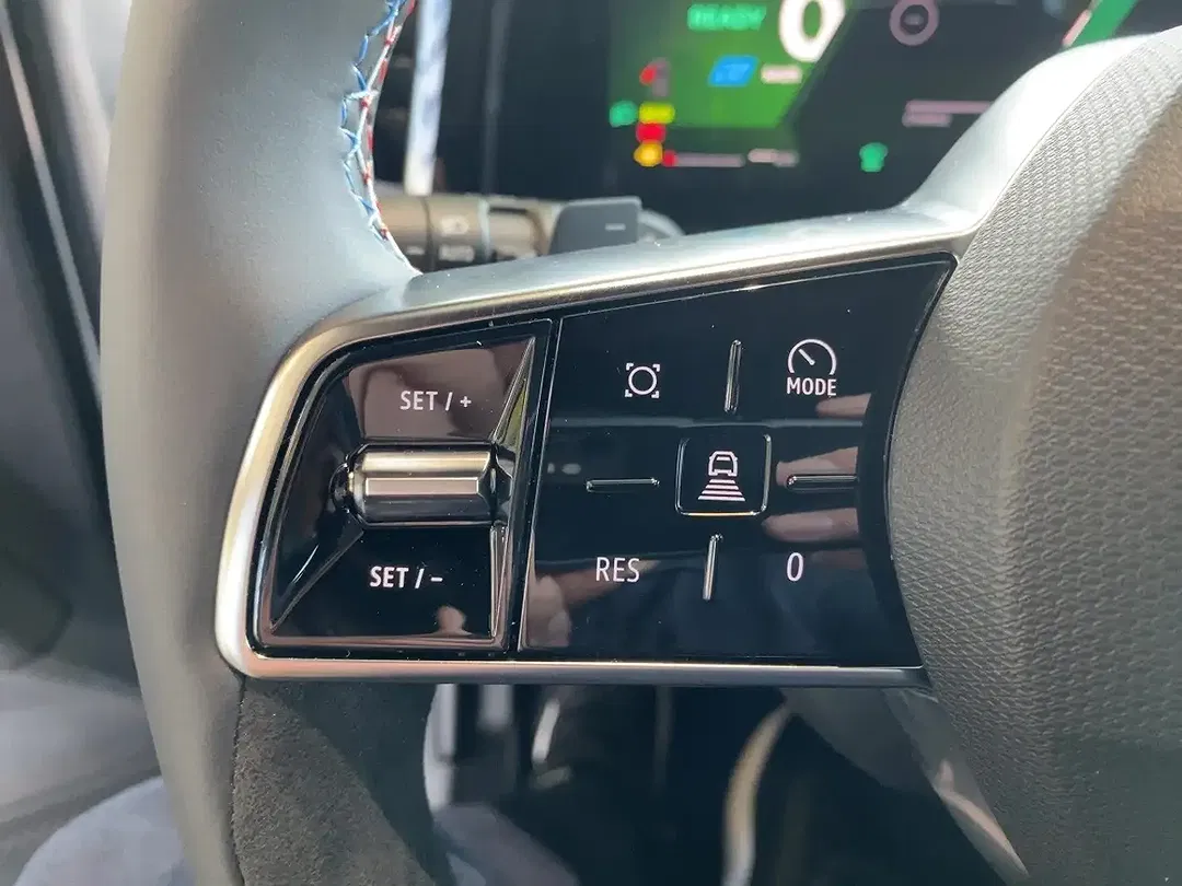 Renault Rafale Hybrid PHEV 4x4 - foto 15