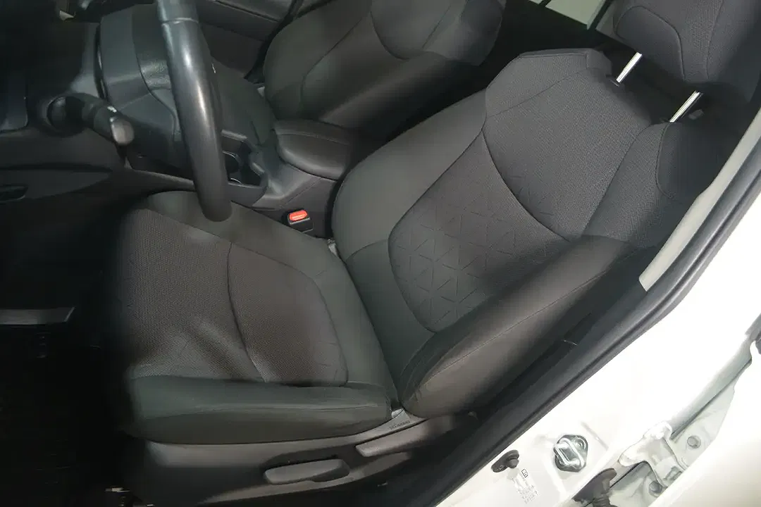 Toyota RAV 4 Plus - Thumbnail 13