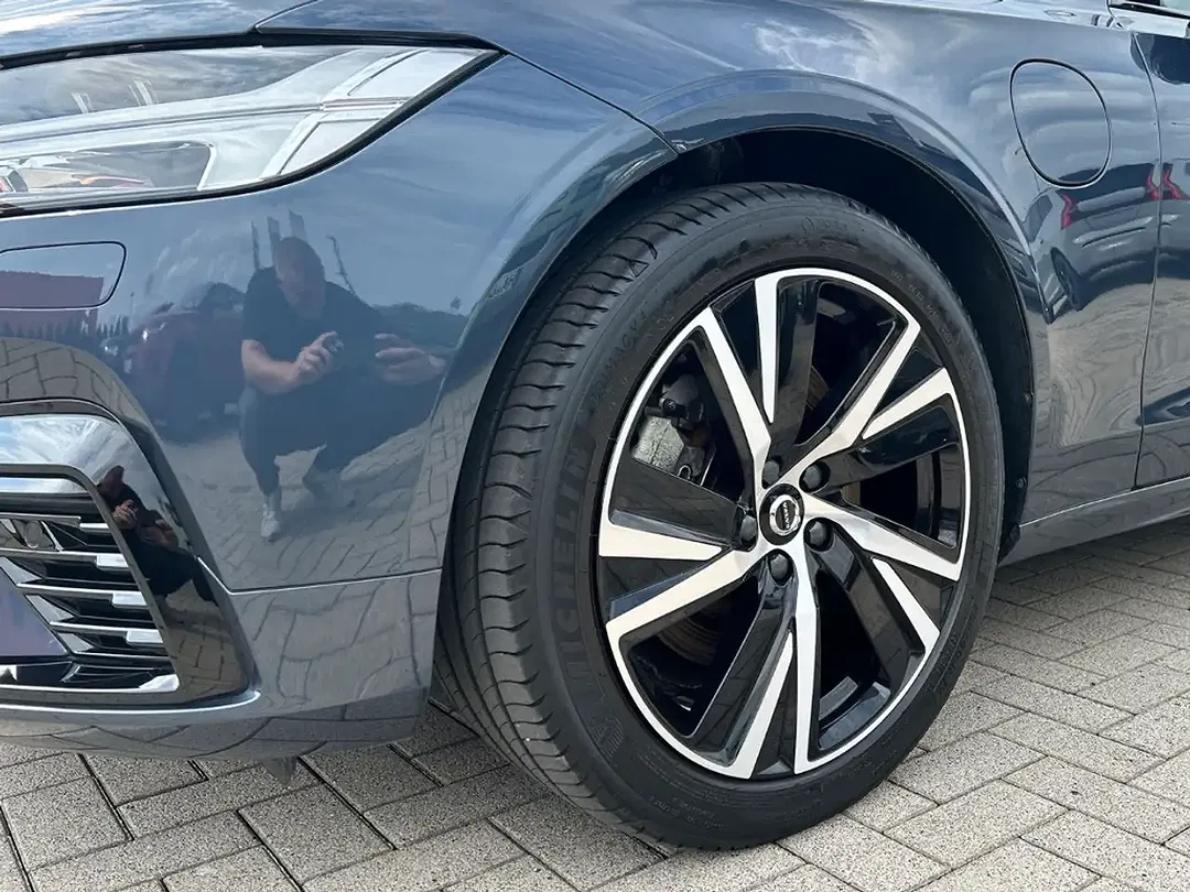 Volvo V90 T8 AWD Recharge Plus Dark - Thumbnail 9