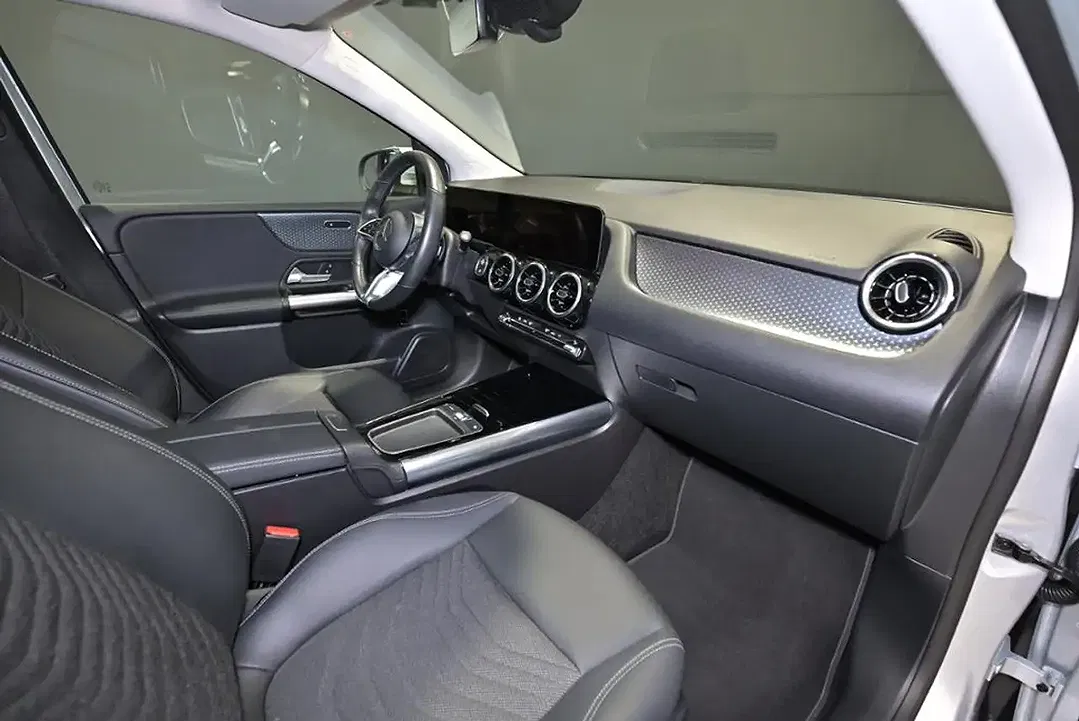 Mercedes-Benz B 200 MBUX - Thumbnail 21