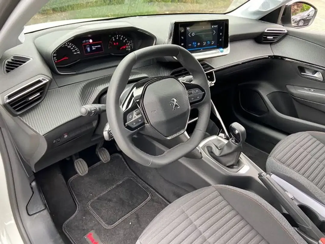 Peugeot 208 PureTech Active Pack - Thumbnail 9
