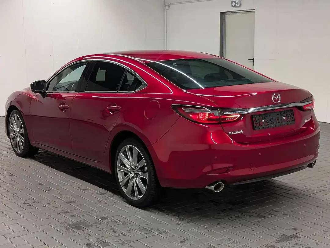 Mazda 6 - Thumbnail 3