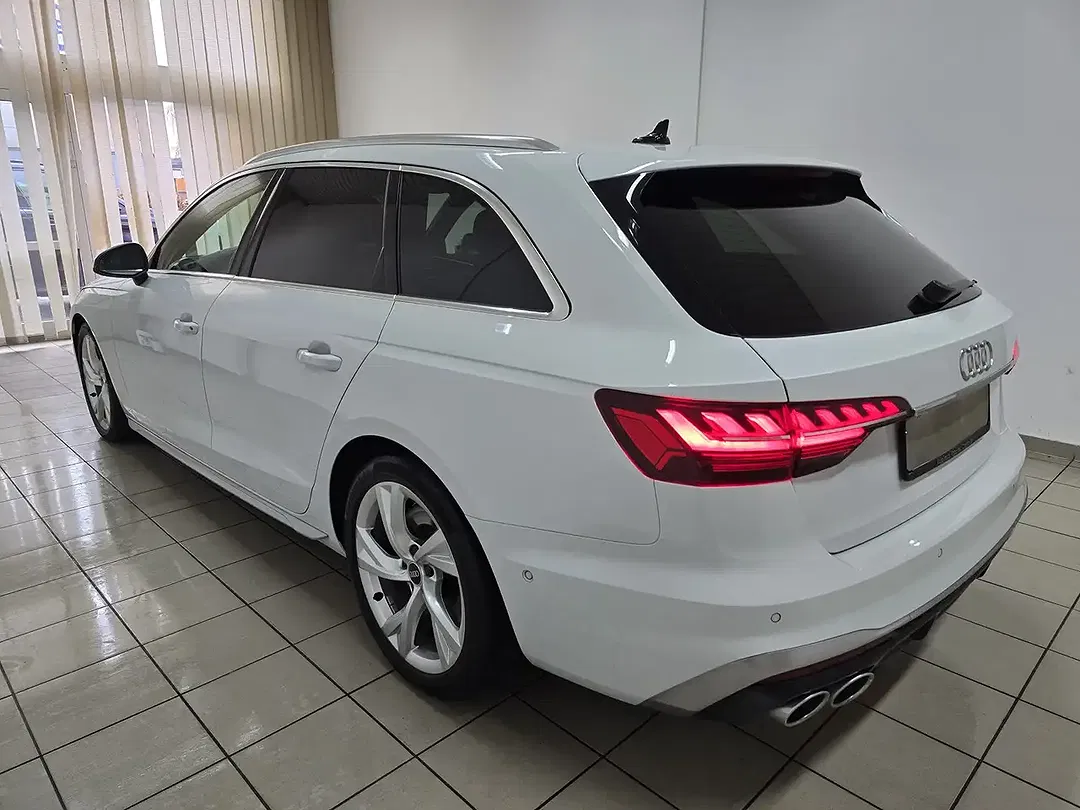 Audi S4 3.0 TDI quattro Matrix LED Avant - foto 2
