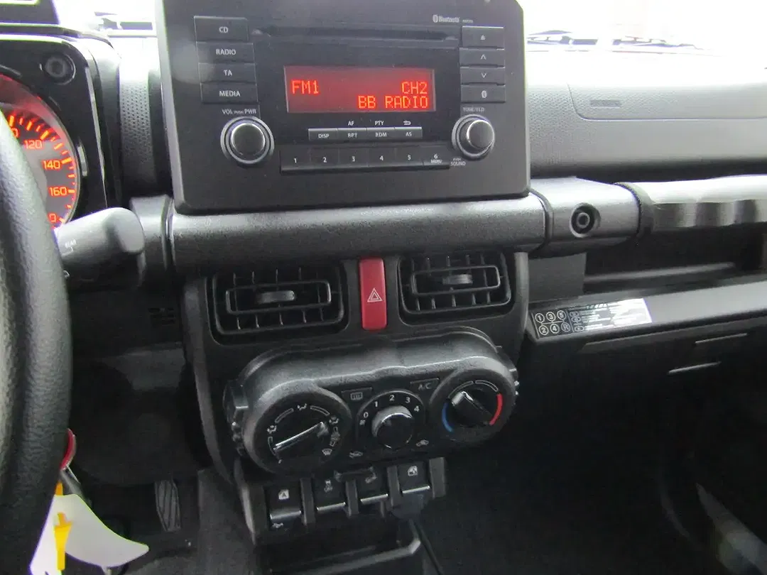 Suzuki Jimny 1.5 4x4 Comfort - Thumbnail 10