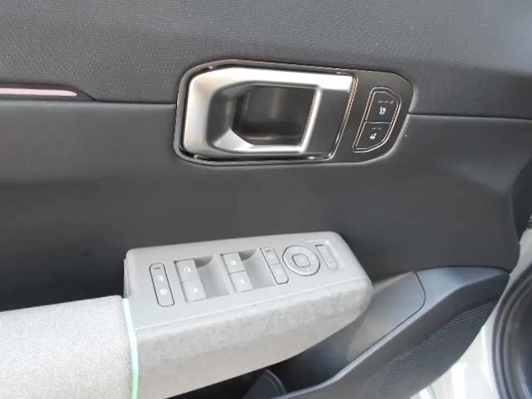 Kia EV4 81.4 kWh Earth Plus - Thumbnail 10