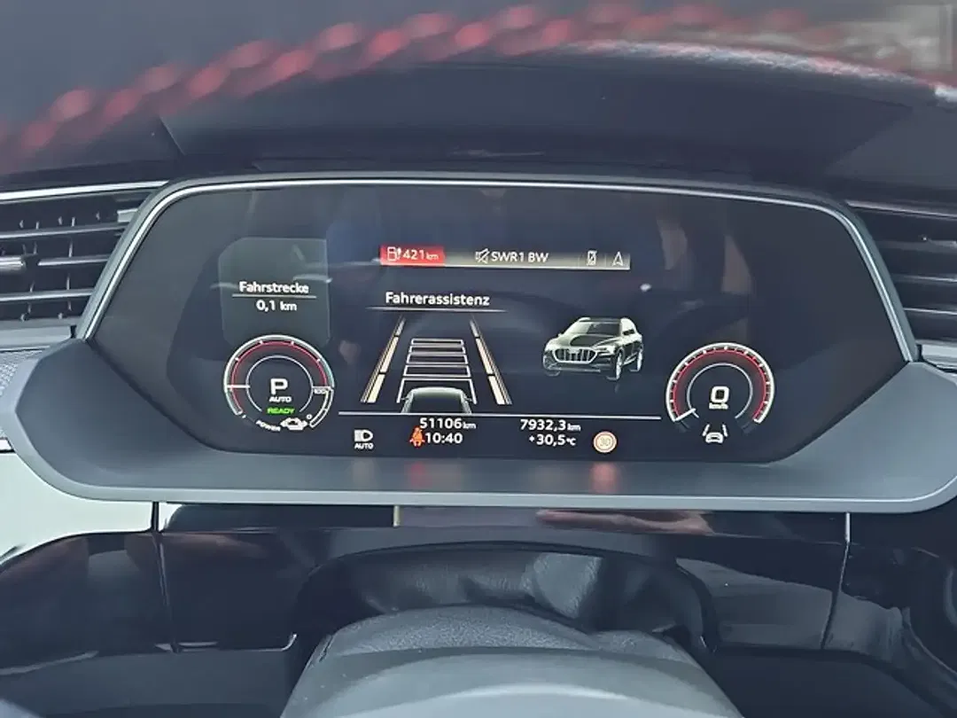 Audi Q8 e-tron 55 quattro Matrix LED S line - Thumbnail 12