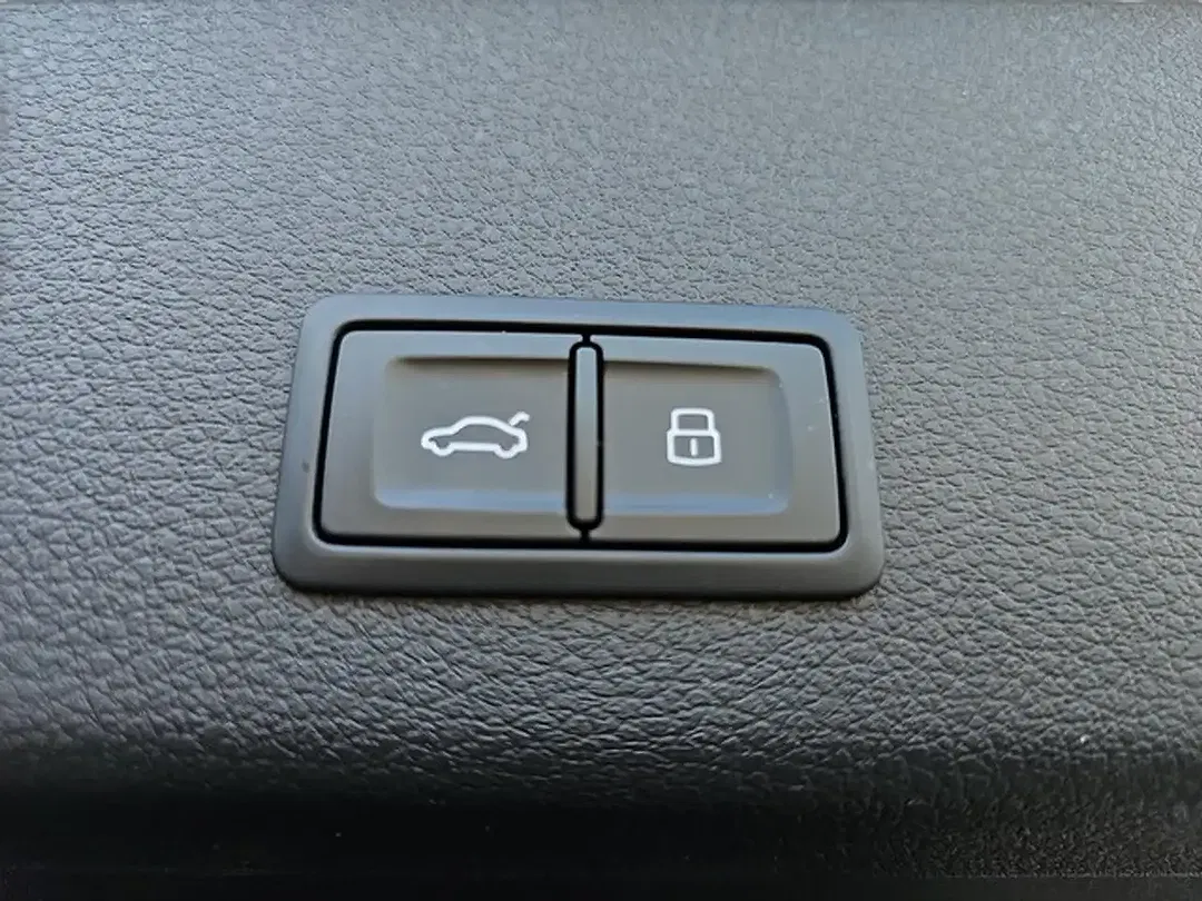 Audi Q8 e-tron 55 quattro Matrix LED S line - Thumbnail 19