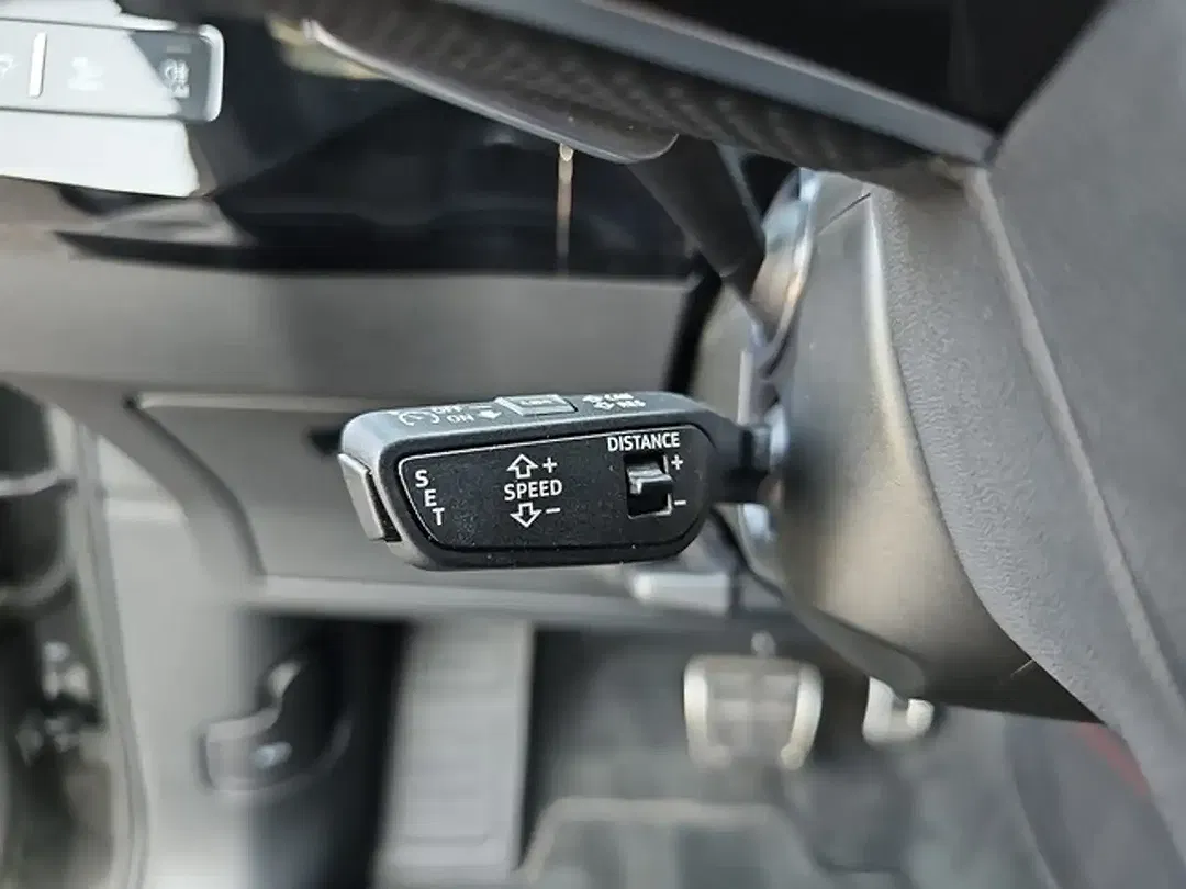 Audi Q8 e-tron 55 quattro Matrix LED S line - Thumbnail 21