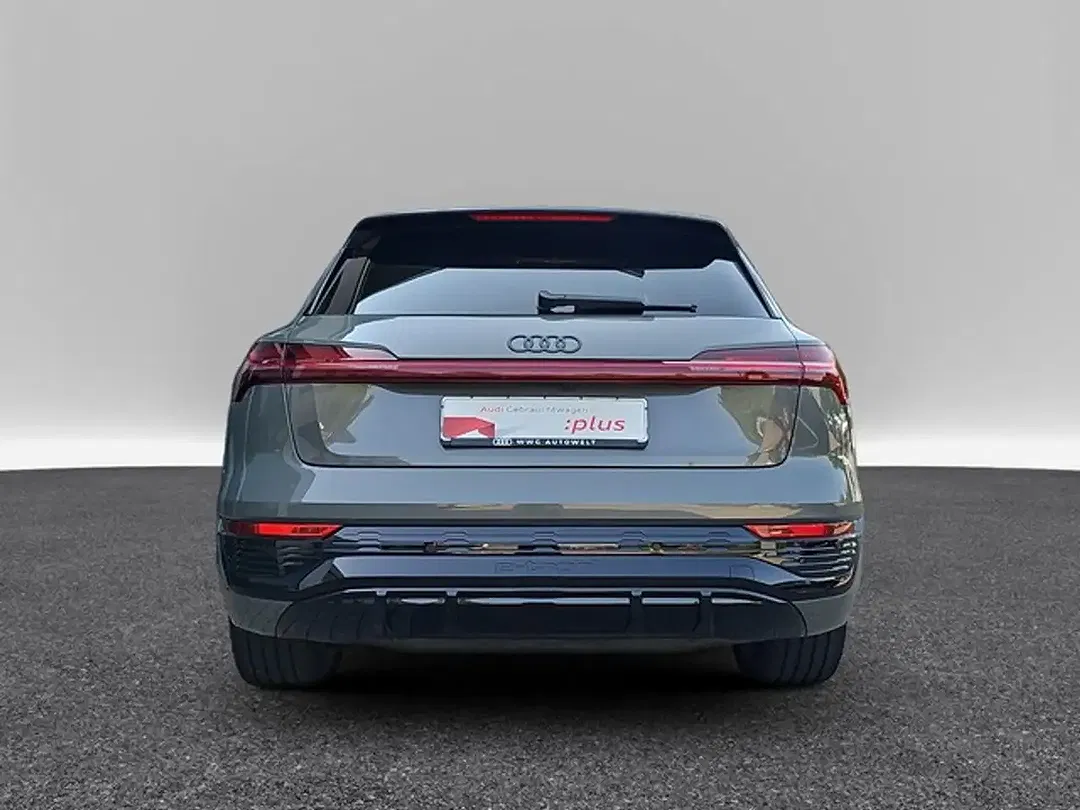 Audi Q8 e-tron 55 quattro Matrix LED S line - Thumbnail 6