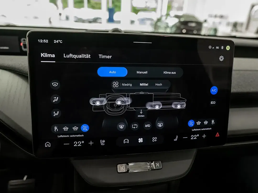Volvo EX60 AWD Ultra - Thumbnail 13