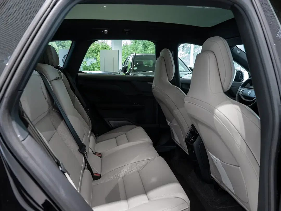 Volvo EX60 AWD Ultra - Thumbnail 6