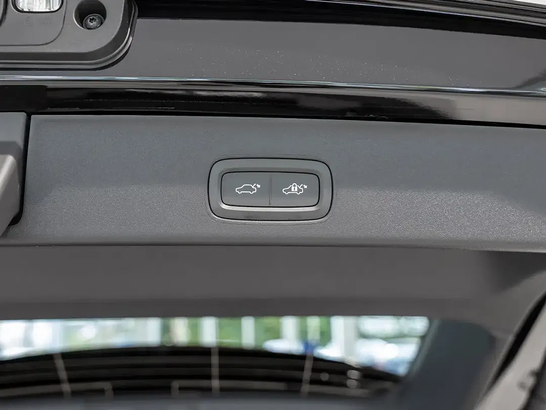 Volvo EX60 AWD Ultra - Thumbnail 9