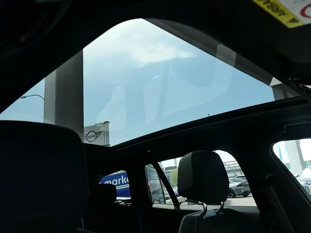 BMW 530 Touring M Sport Pro - Thumbnail 14