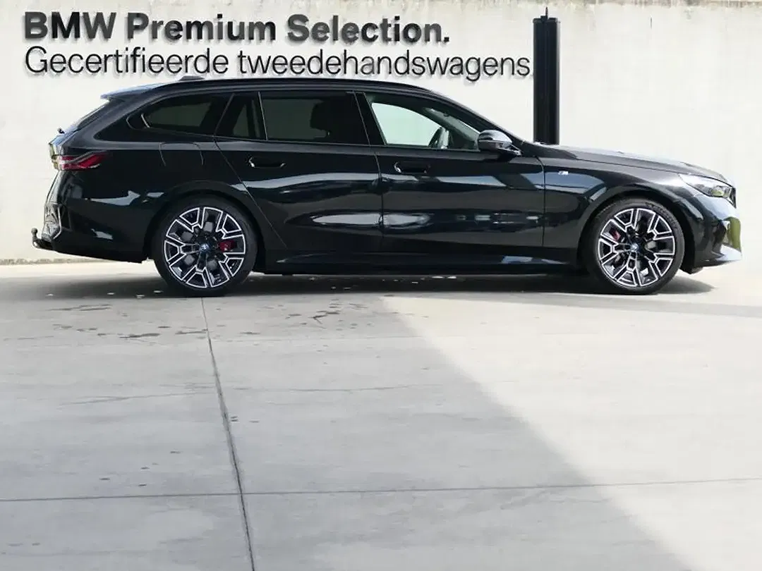 BMW 530 Touring M Sport Pro - Thumbnail 3