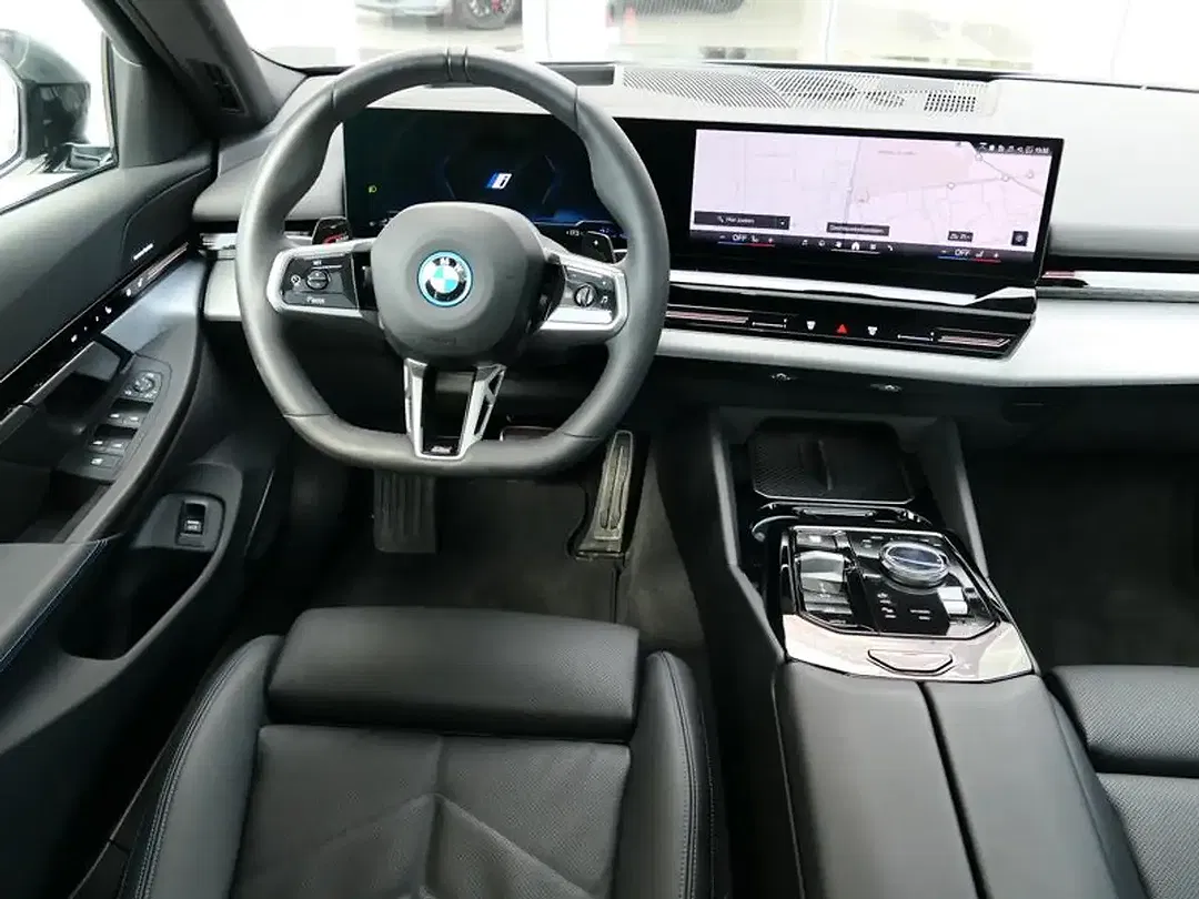 BMW 530 Touring M Sport Pro - Thumbnail 9