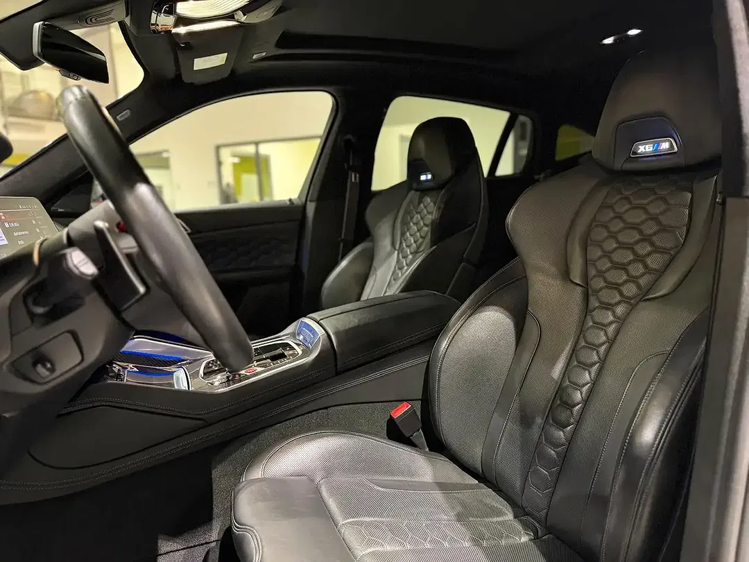 BMW X6 M Competition - foto 8
