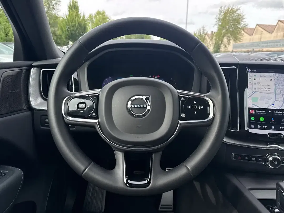 Volvo XC60 R-Design - Thumbnail 14