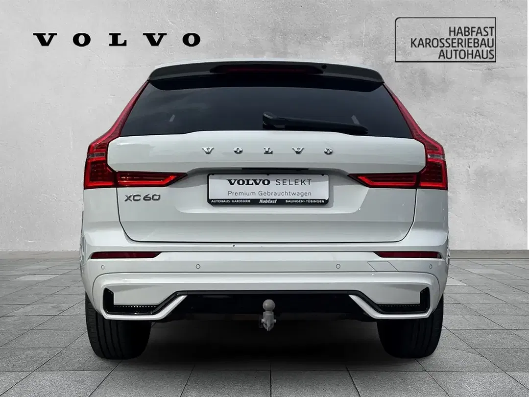 Volvo XC60 R-Design - Thumbnail 4
