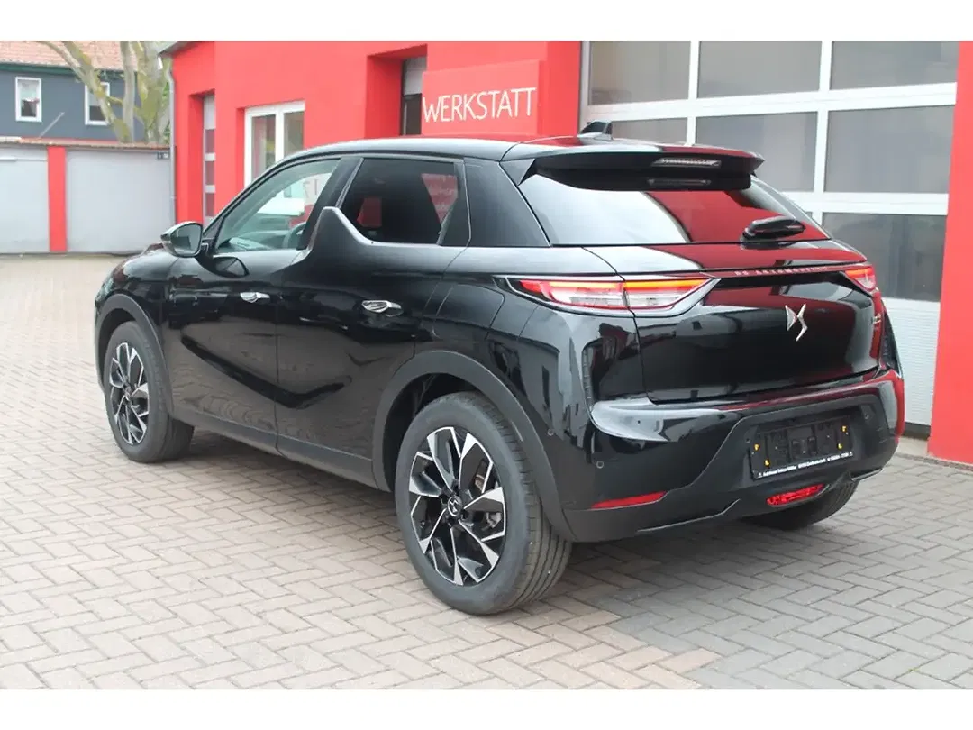 DS Automobiles DS 3 - Thumbnail 3