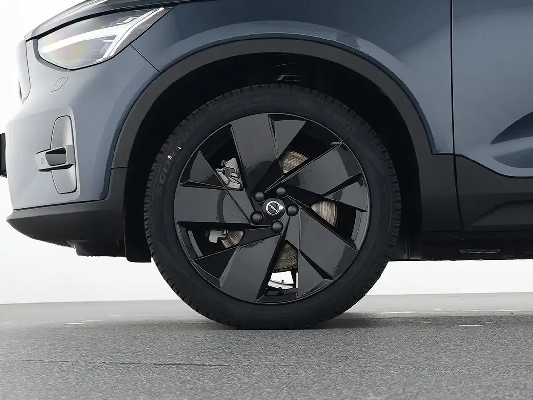 Volvo EX40 Plus - Thumbnail 20