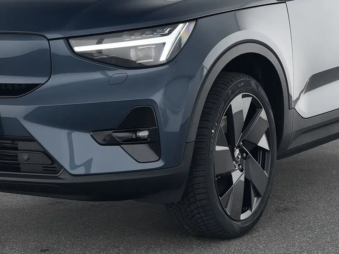 Volvo EX40 Plus - Thumbnail 9