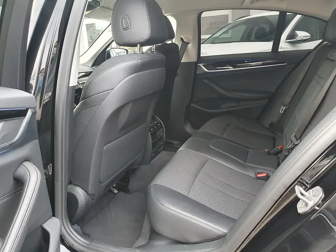 BMW 530 Sport Line - Thumbnail 5