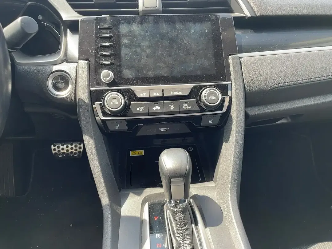 Honda Civic 1.5 VTEC AUT - Thumbnail 10