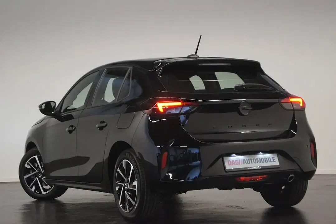 Opel Corsa GS - Thumbnail 8