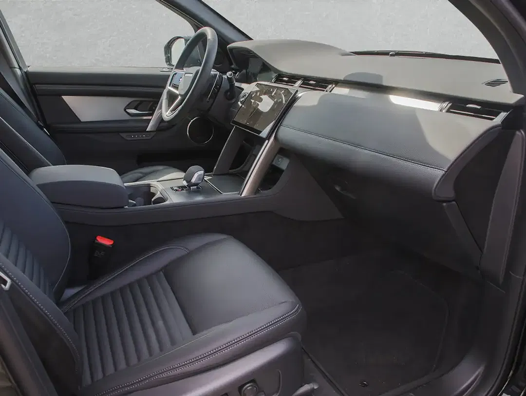 Land Rover Discovery Sport D200 Landmark Edition - Thumbnail 3