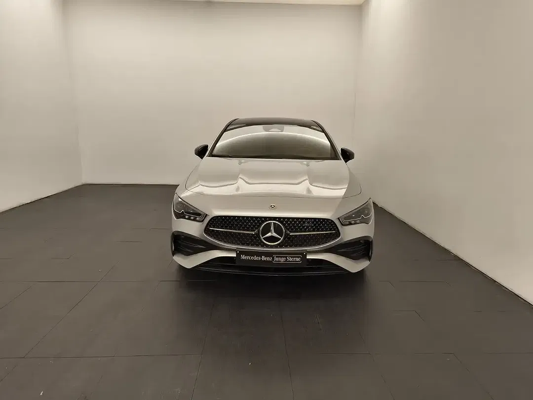 Mercedes-Benz CLA 250 AMG Night - Thumbnail 1