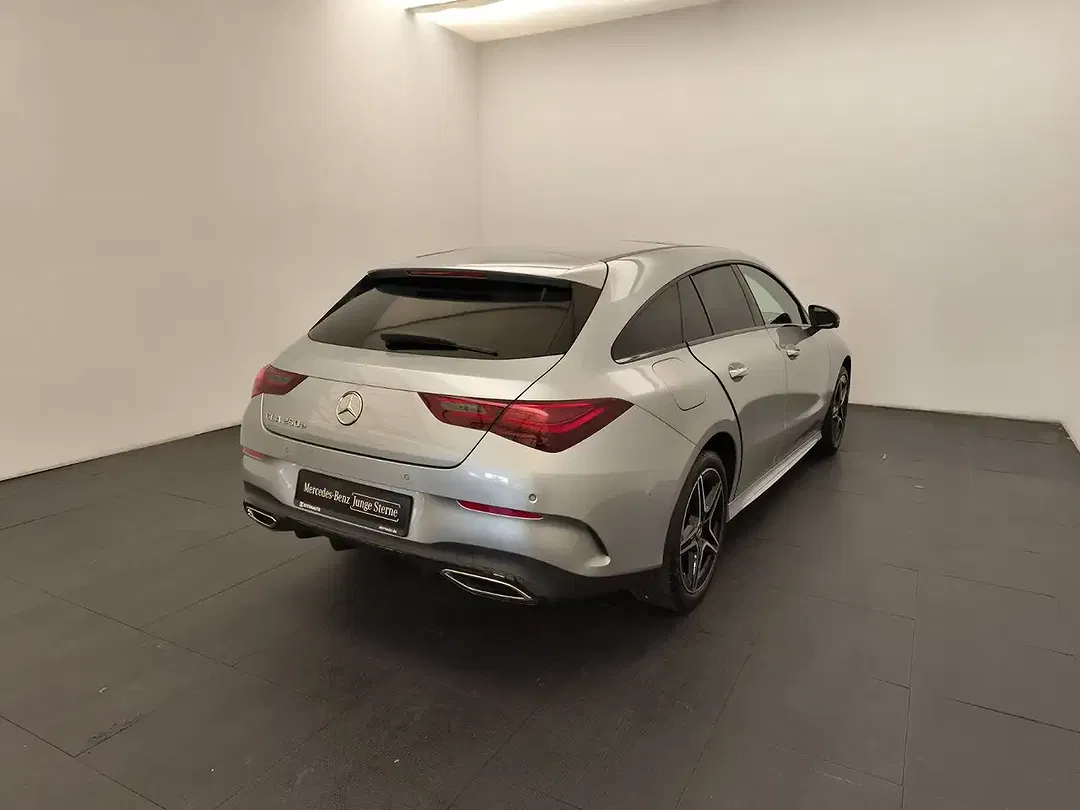 Mercedes-Benz CLA 250 AMG Night - Thumbnail 5