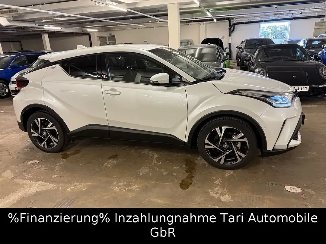 Toyota C-HR Hybrid Team Deutschland - Thumbnail 14