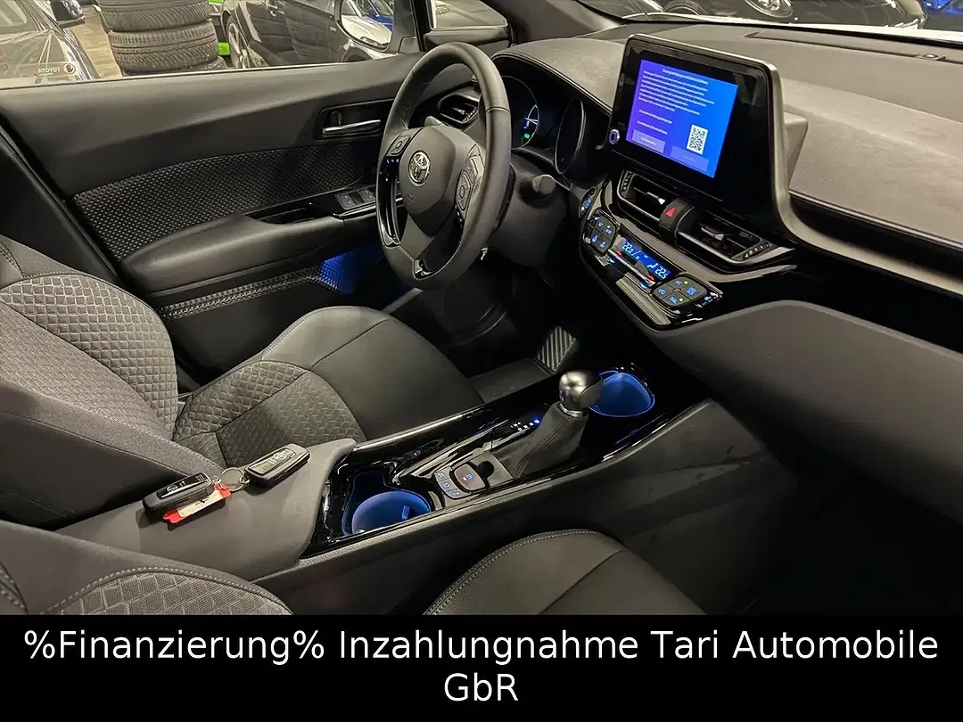 Toyota C-HR Hybrid Team Deutschland - Thumbnail 16