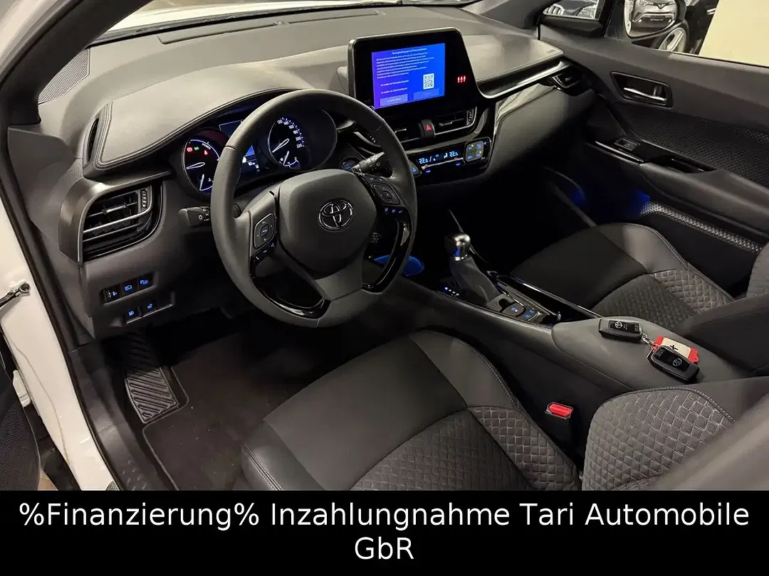 Toyota C-HR Hybrid Team Deutschland - Thumbnail 6