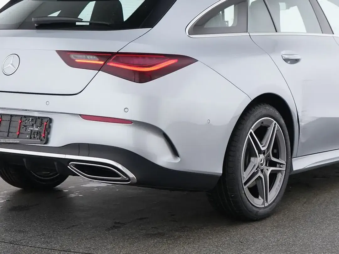 Mercedes-Benz CLA 180 AMG Line - Thumbnail 9