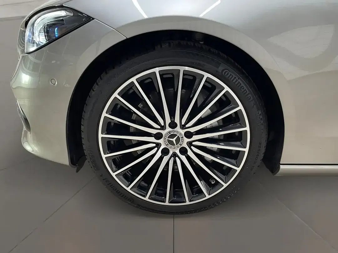 Mercedes-Benz C 300 MBUX Avantgarde Night - Thumbnail 8