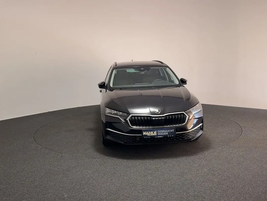 Skoda Octavia 1.5 eTSI DSG Combi Selection - Thumbnail 3