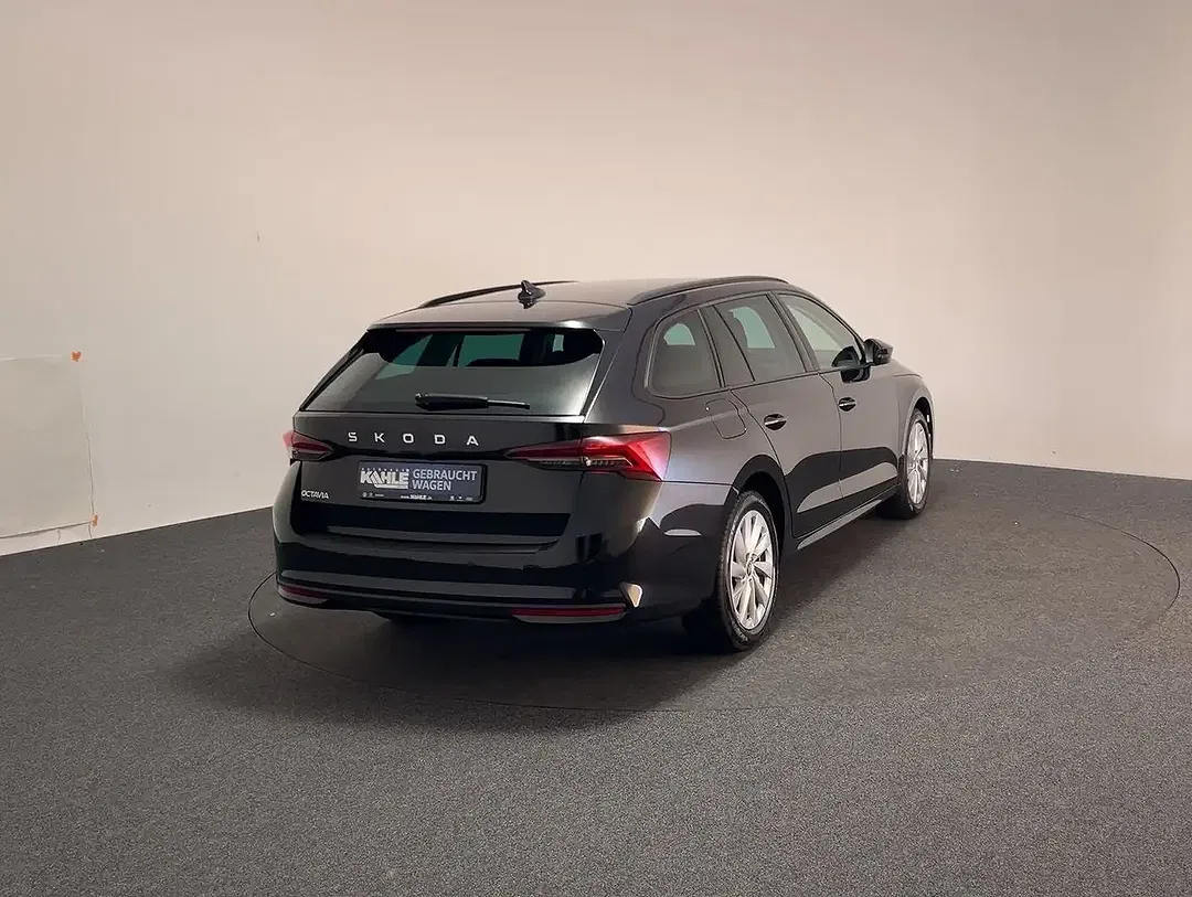 Skoda Octavia 1.5 eTSI DSG Combi Selection - Thumbnail 5