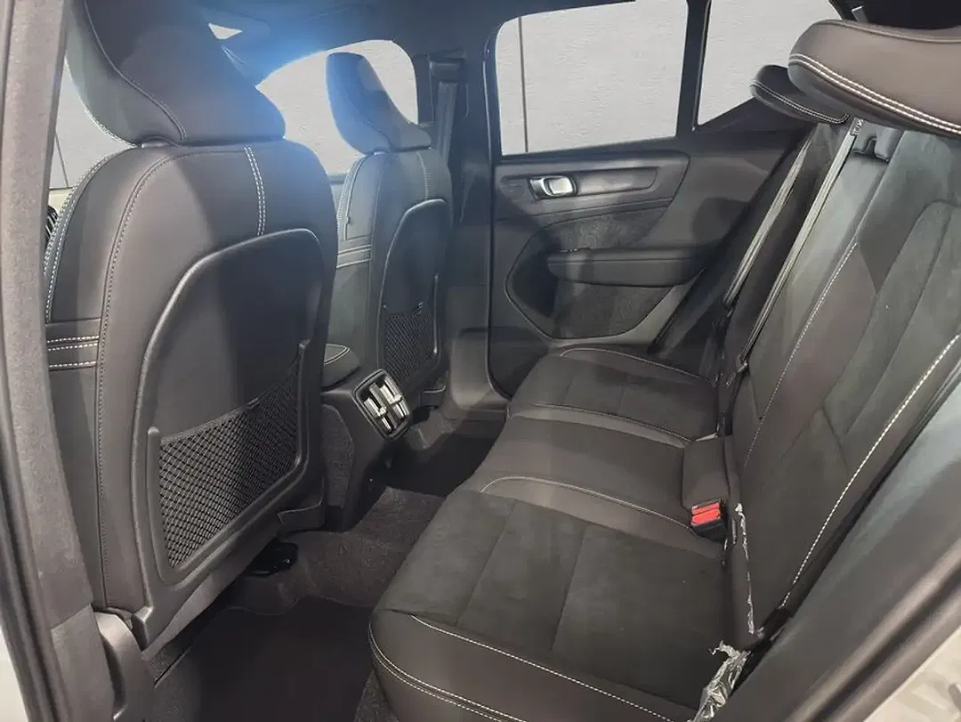 Volvo XC40 B4 Plus Black Edition - foto 15