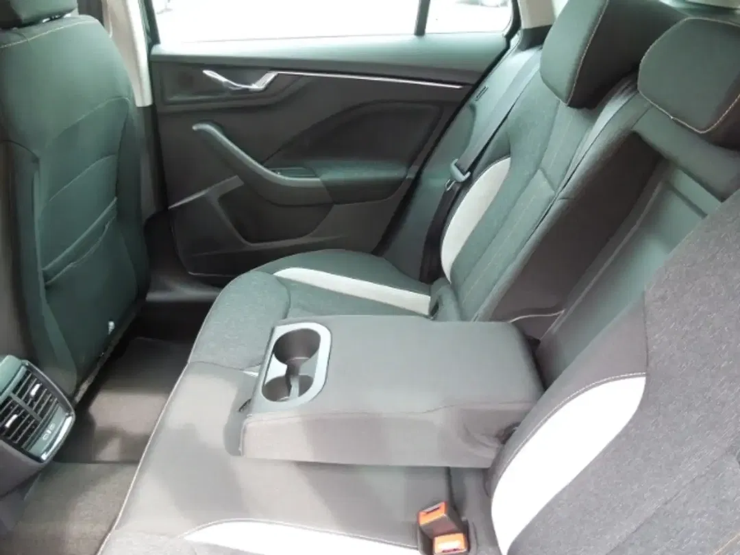 Skoda Kamiq 1.0 TSI Top-Selection - Thumbnail 11