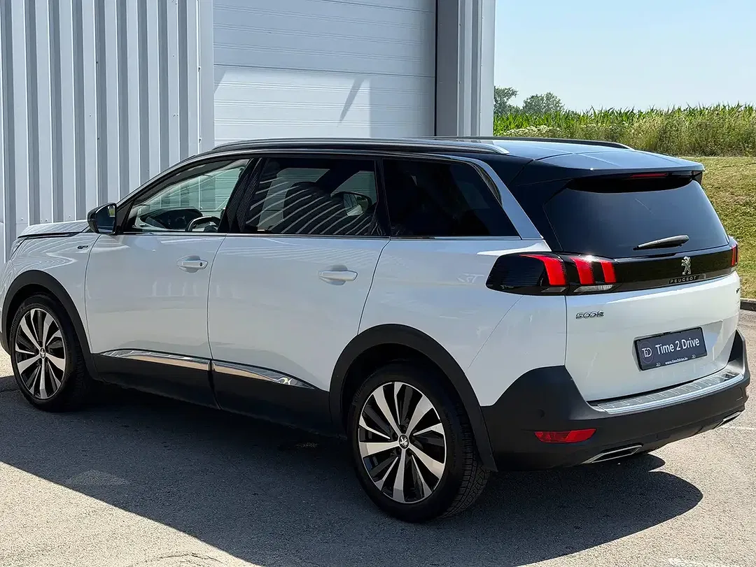 Peugeot 5008 BlueHDi GT Line - Thumbnail 9