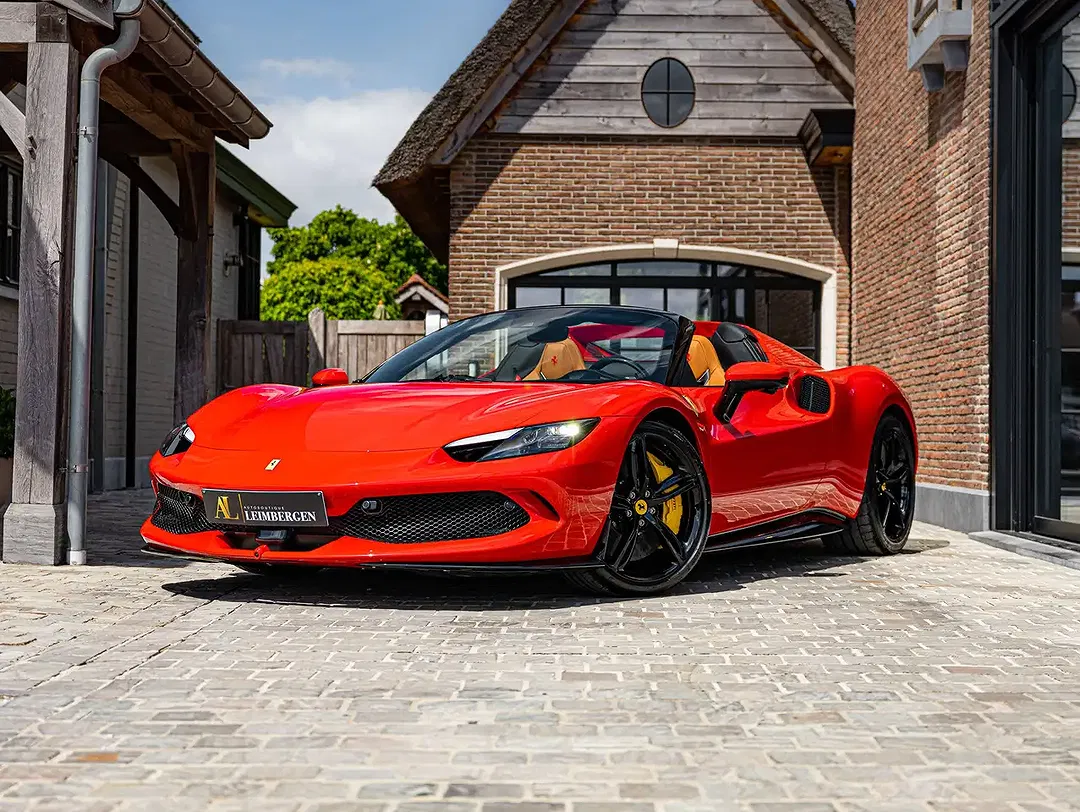 Ferrari 296 GTS - foto 1