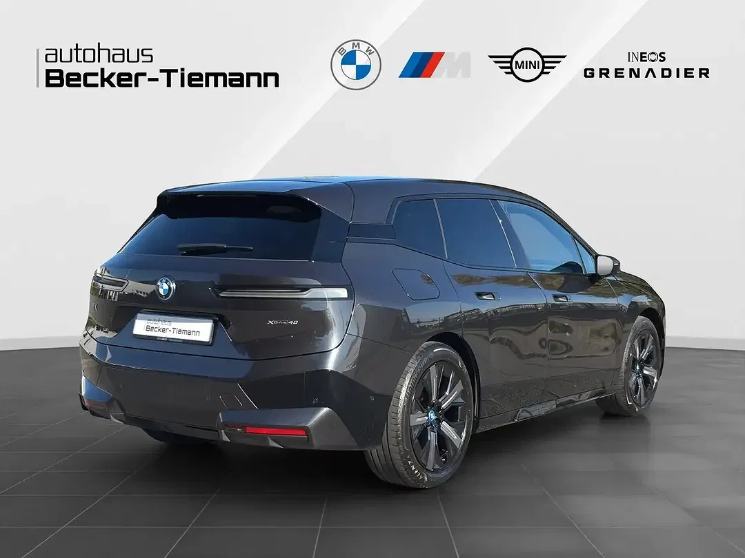 BMW iX xDrive - Thumbnail 6