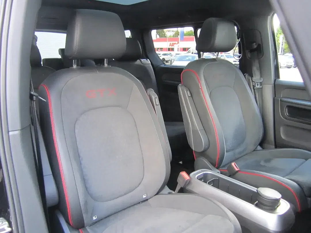 Volkswagen ID. Buzz 4Motion - Thumbnail 9