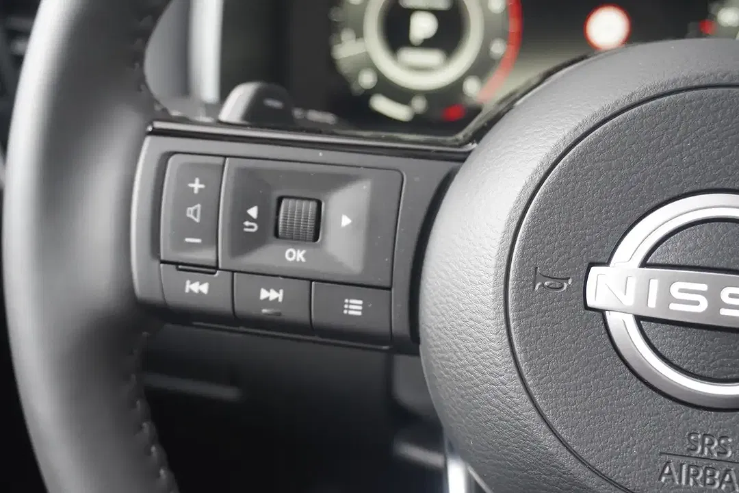 Nissan Qashqai 1.3 DIG-T AUT Tekna - Thumbnail 23