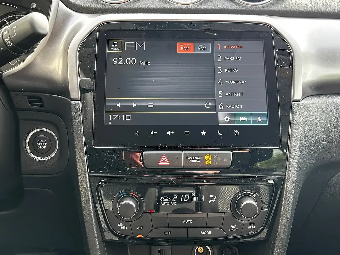 Suzuki Vitara MHEV 1.4 4x4 GL+ Comfort - Thumbnail 10