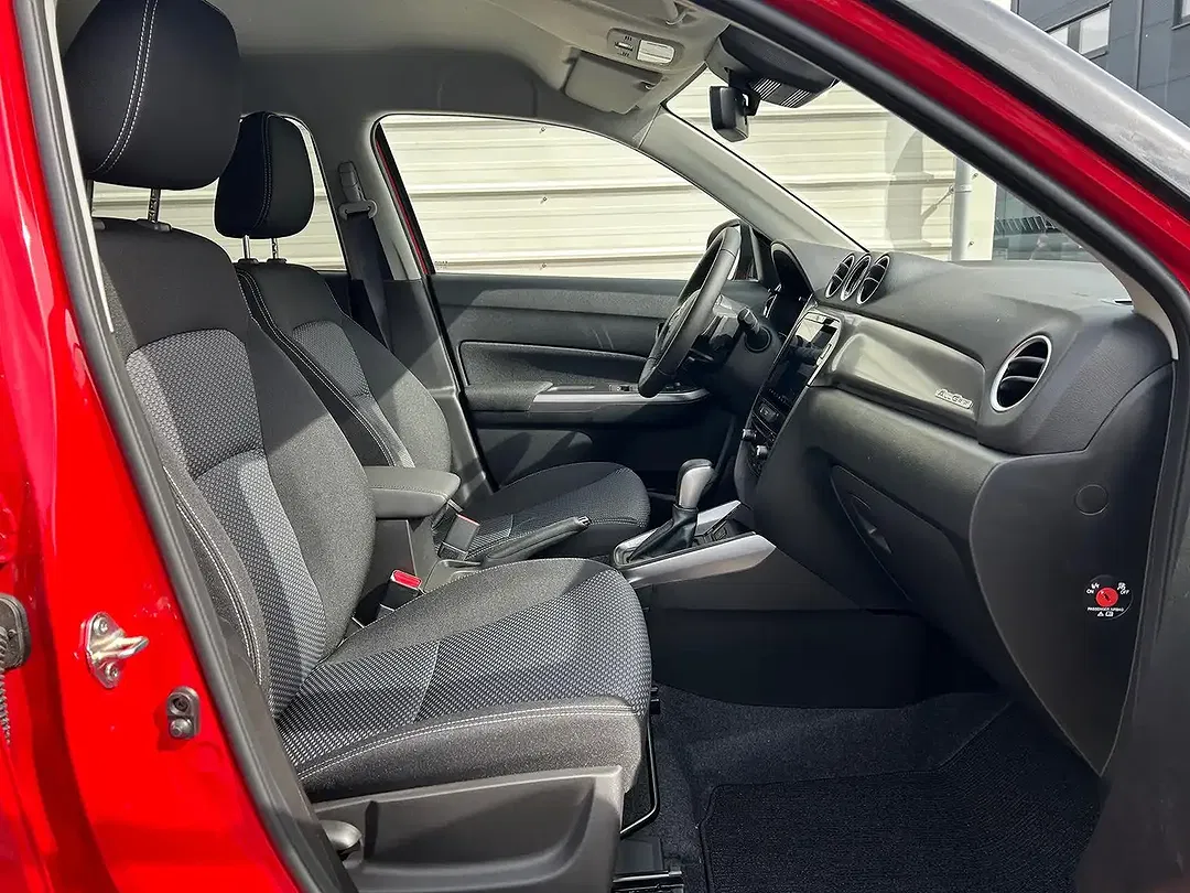Suzuki Vitara MHEV 1.4 4x4 GL+ Comfort - Thumbnail 13